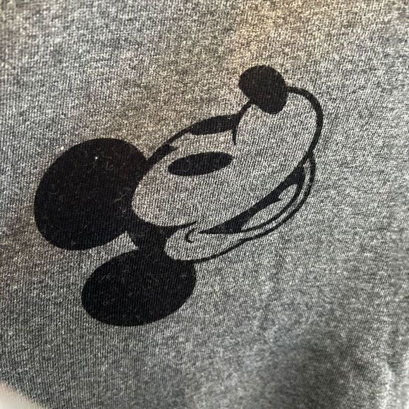 Torrid Women's 6 Disney Mickey & Minnie Mouse gray classic so soft sweatshirt - Picture 3 of 12